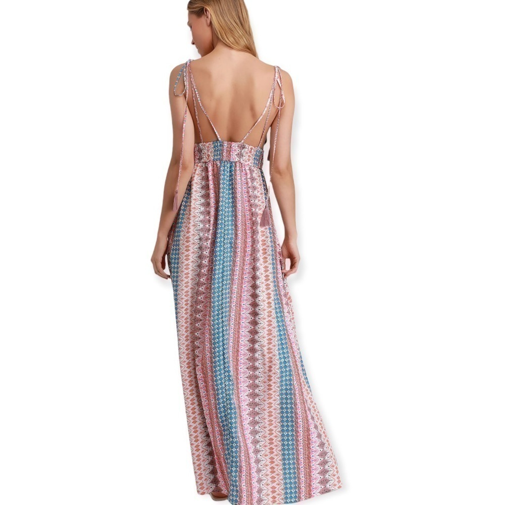 Like new Maxin' Relaxin' Multi Print Maxi Dress by Lulu​​​​​​​​ - Picture 7 of 7